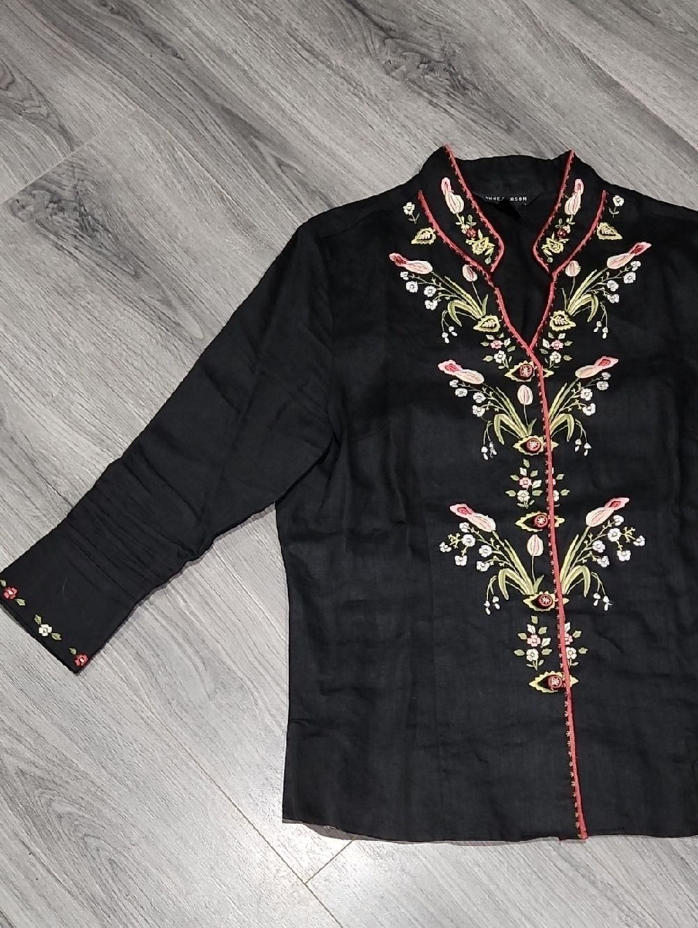 100% Linen Anne Carson Manderin Collar Embroidered Top - Picture 2 of 8